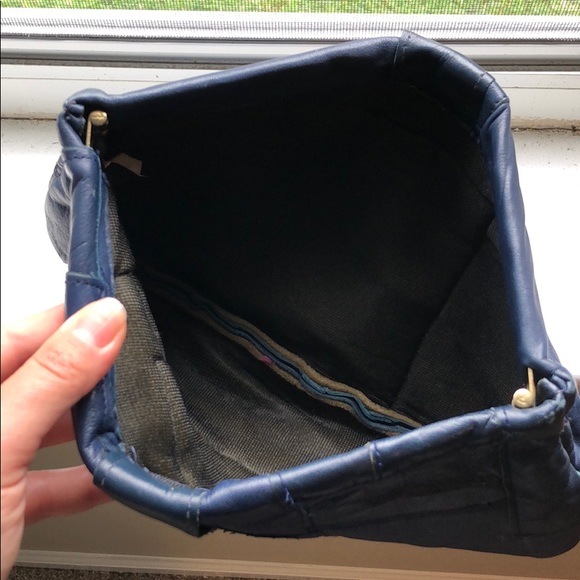 🍂 VTG - Blue Leather Clutch - Picture 8 of 8